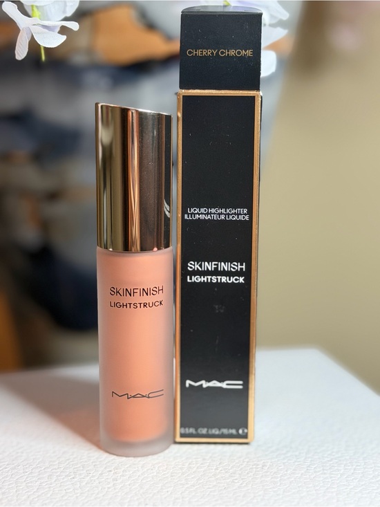 MAC Cosmetics Other - MAC Cosmetics Skinfinish Lightstruck Liquid Highlighter - Cherry Chrome NWB